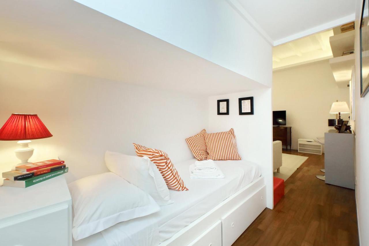 4Bnb - Serpenti Delightful Apartment Рим Екстер'єр фото